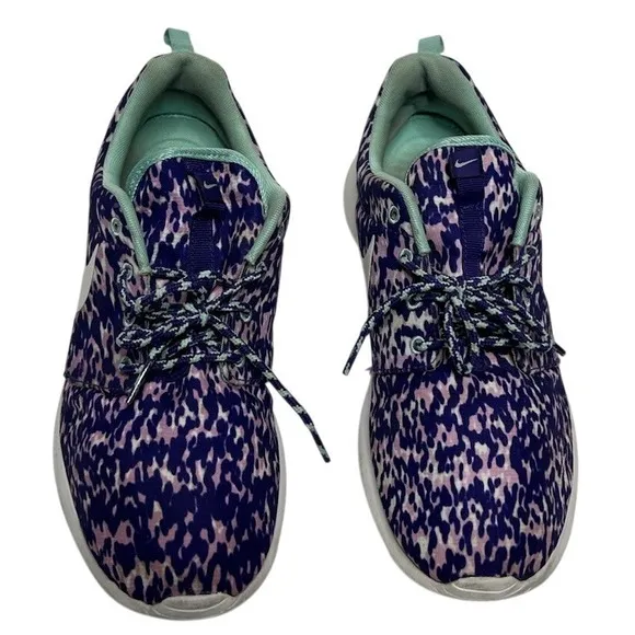 Nike Roshe Women 11 Running Purple Shoes Activewear Sporty‎ Athletic Jog Gym - Image 3
