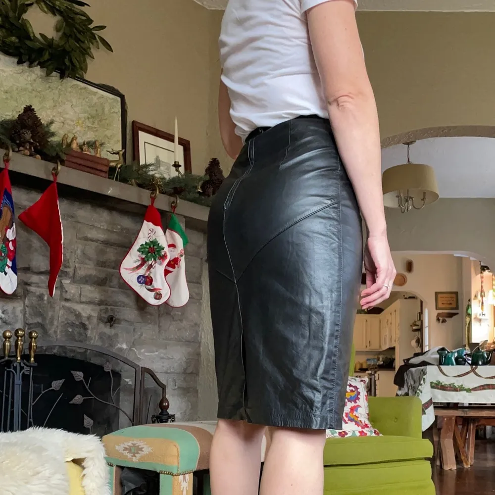 All leather vintage black skirt Size 2 - Image 2