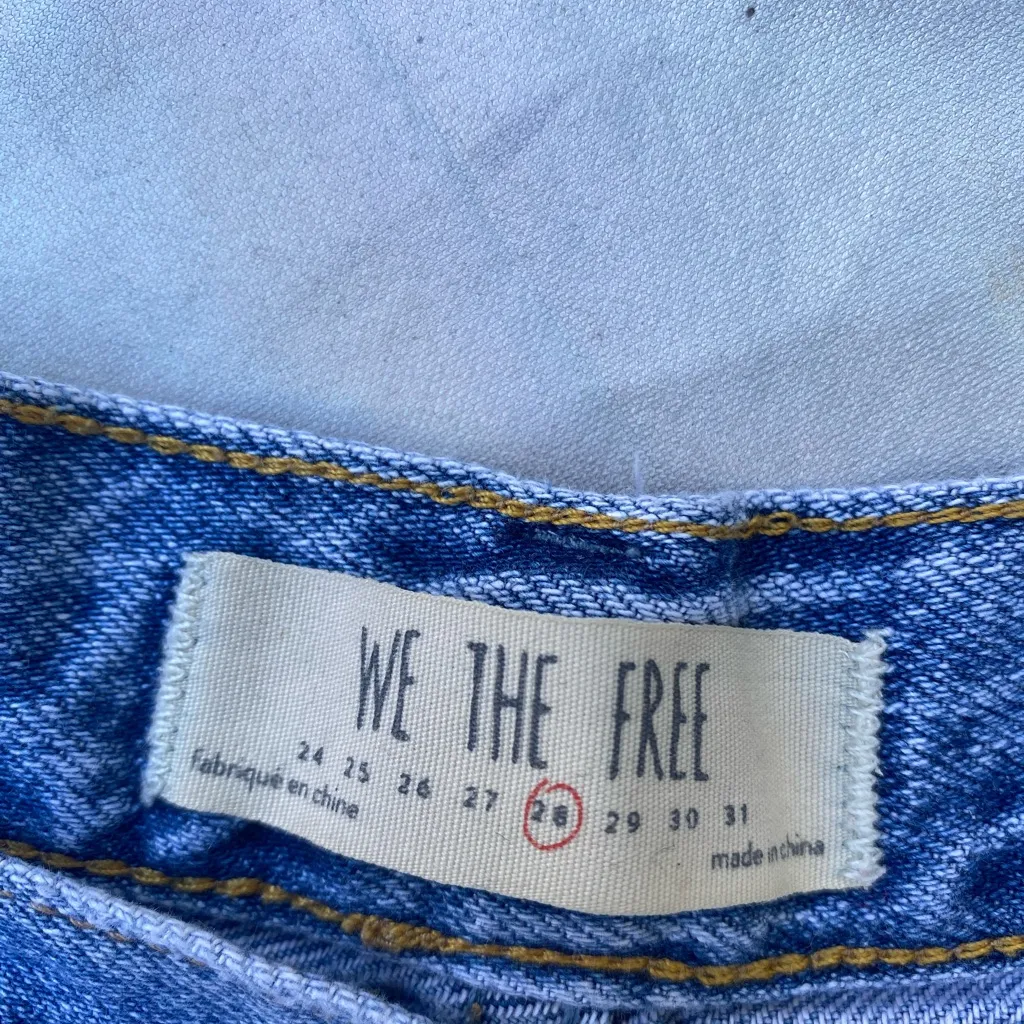 We The Free Denim Jean Shorts Size 28 - Image 5
