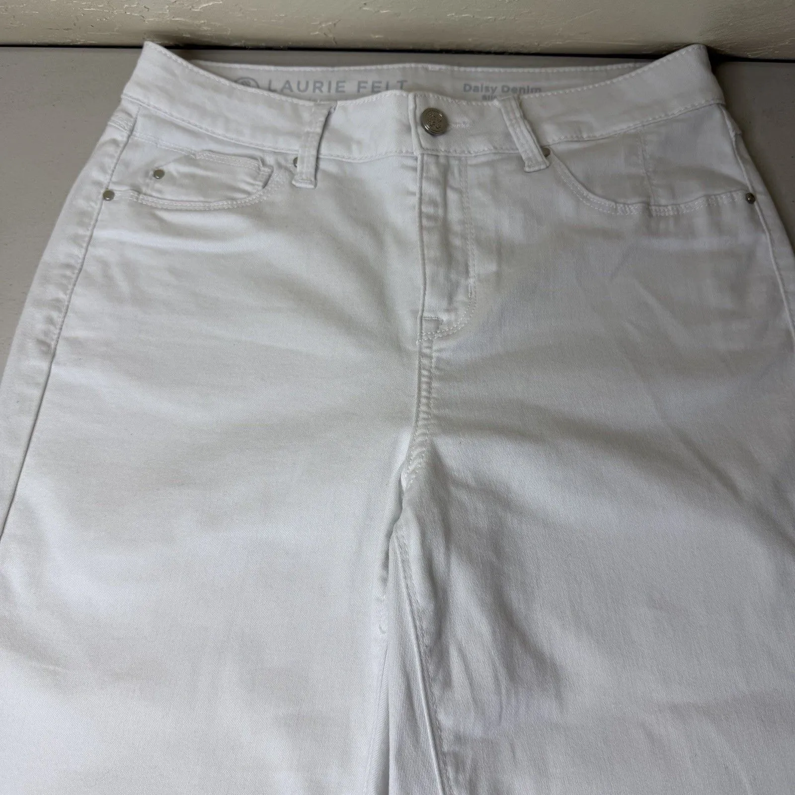 Laurie Felt White Jeans Womens 10P Embroidered Floral Ankle Slim Leg Daisy Denim - Image 4