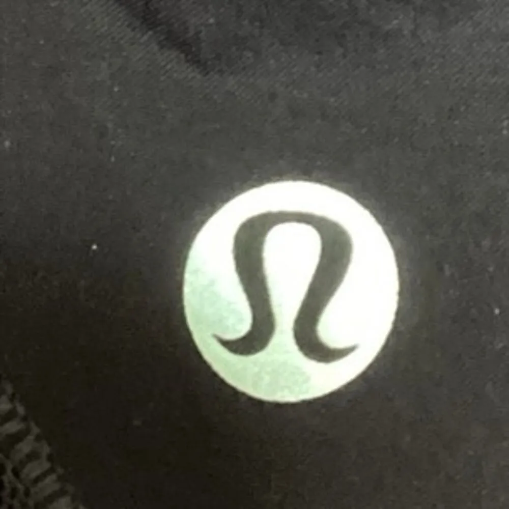 Lululemon Hotty Hot Navy Blue Elastic Waist Stretch Athletic Running Shorts 2 - Image 4