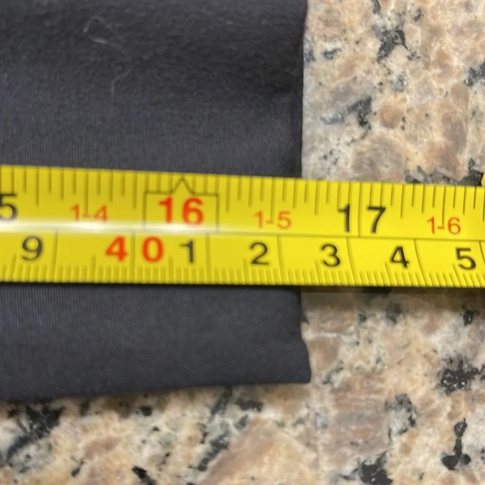 Ann Taylor LOFT Bermuda Black Cuffed Cropp Short Pant Style Ann Size 6 EUC #7249 - Image 6