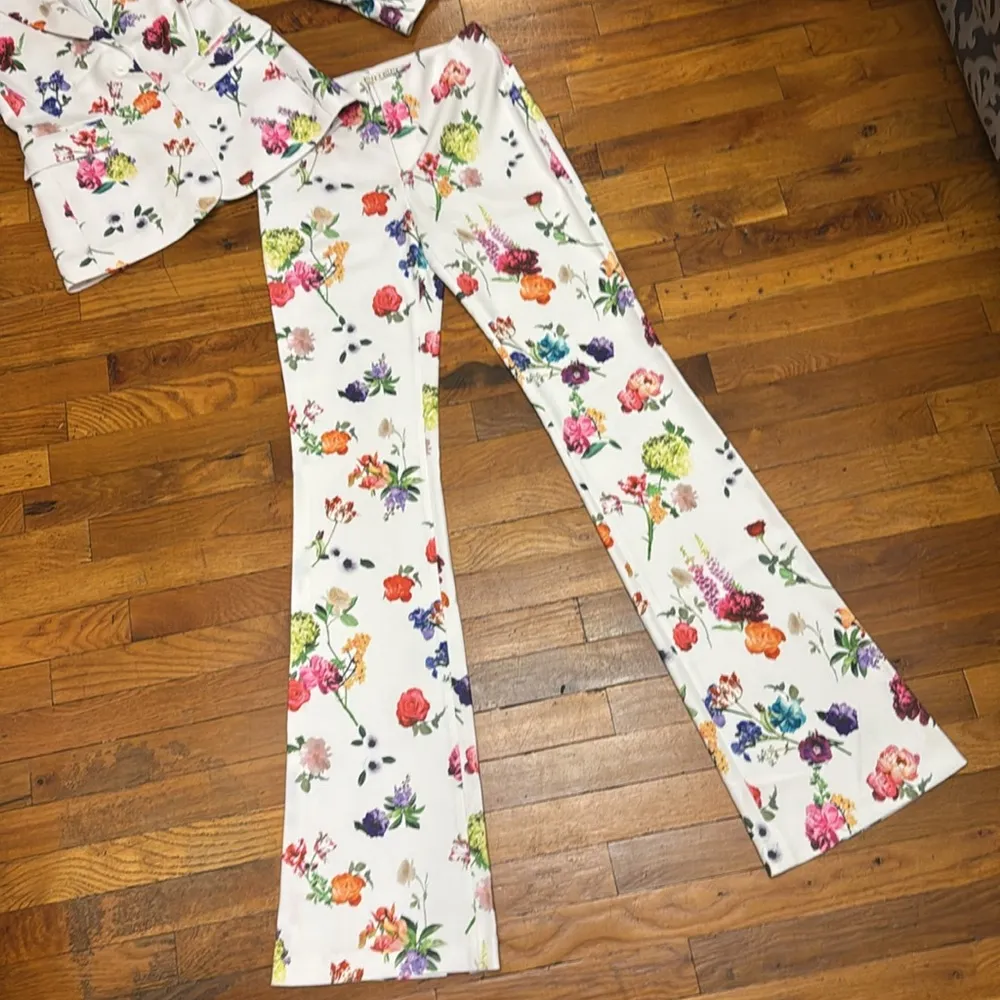 Alice + Olivia floral blazer brand new - Image 3