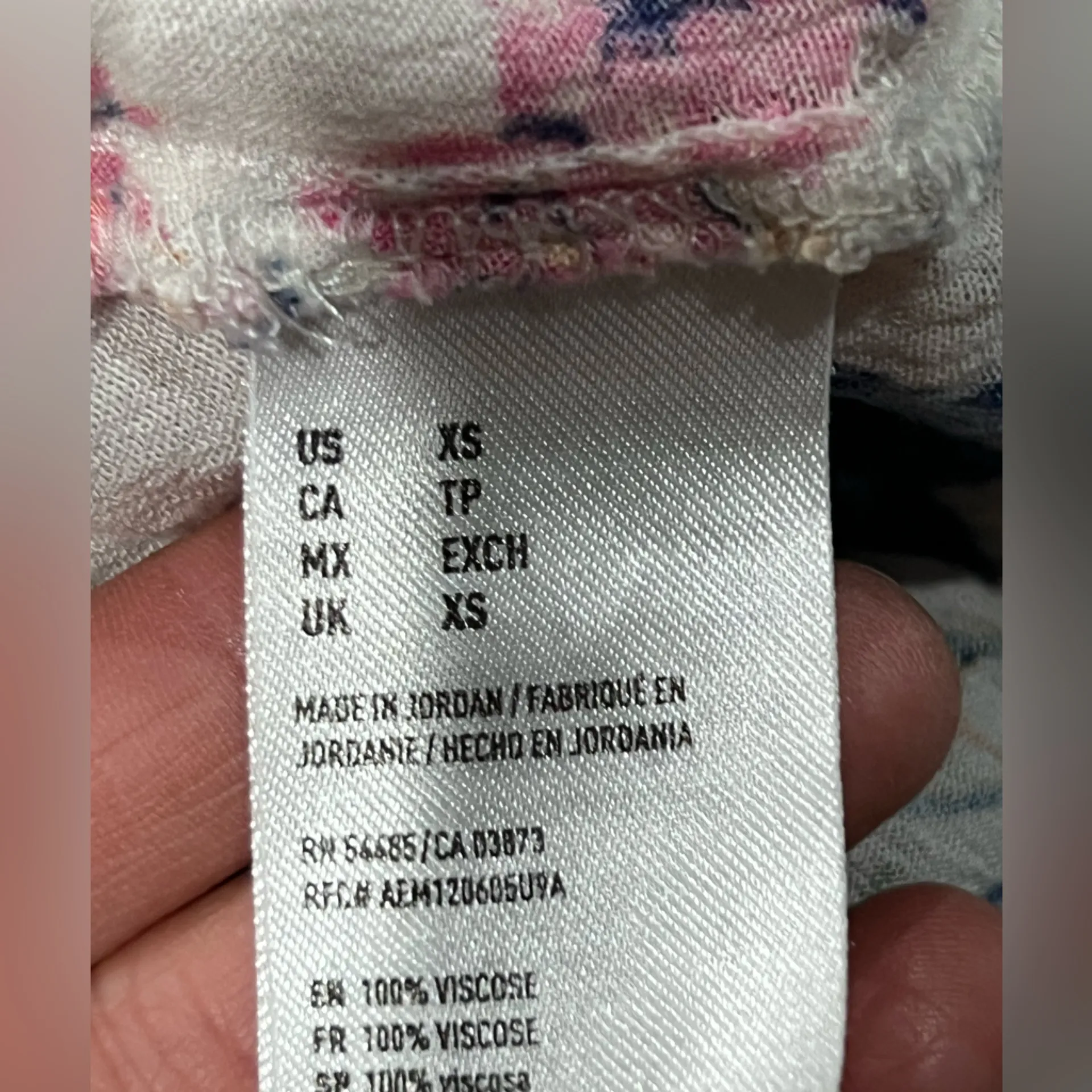 AE American Eagle Womens  size XS Off The Shoulder Floral Summer Top - Image 8