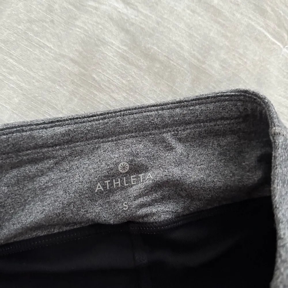 Athleta Women’s Small Be Free 2 in 1 Skirt Cropped Leggings - Image 3