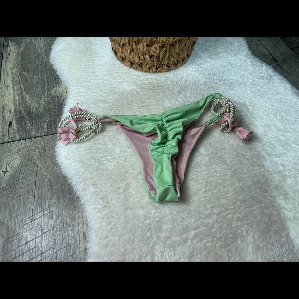 Australian Based Swimwear Fiorella Reversible Swim Bottom Size undefined - Image 4