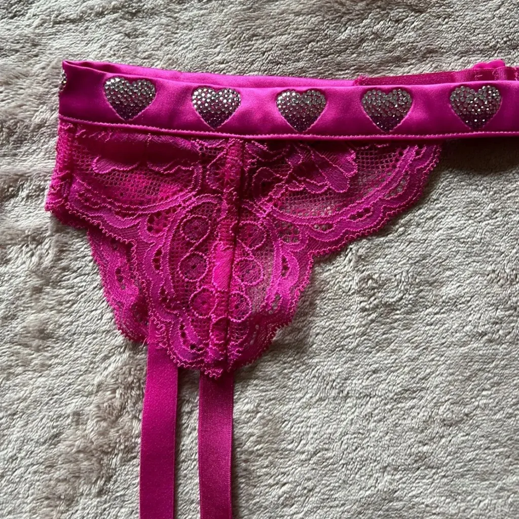 Victoria’s Secret‎ Lingerie Pink  Lace VS Rhinestone Garter Size XS/S - Image 3