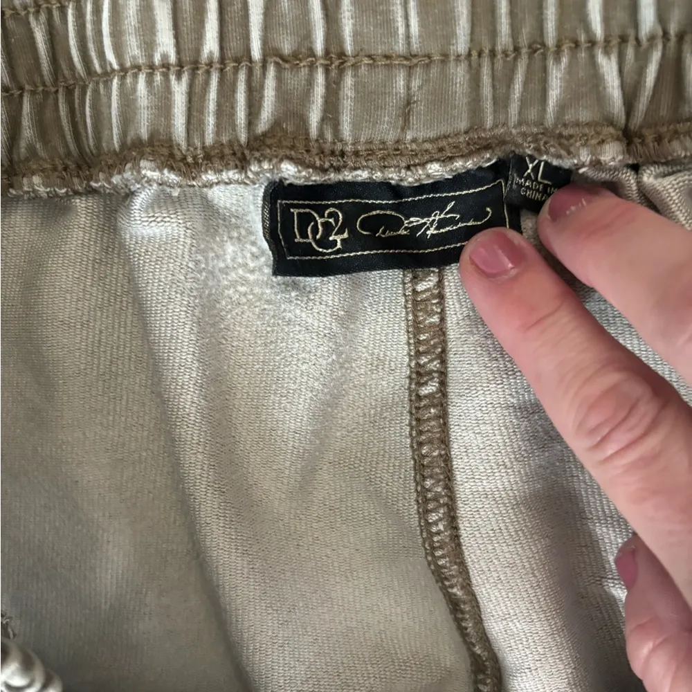 DG2 Olive Acid Wash Vintage Style Joggers XL waist is 16 stretch to 22 inseam 25 Green - Image 4