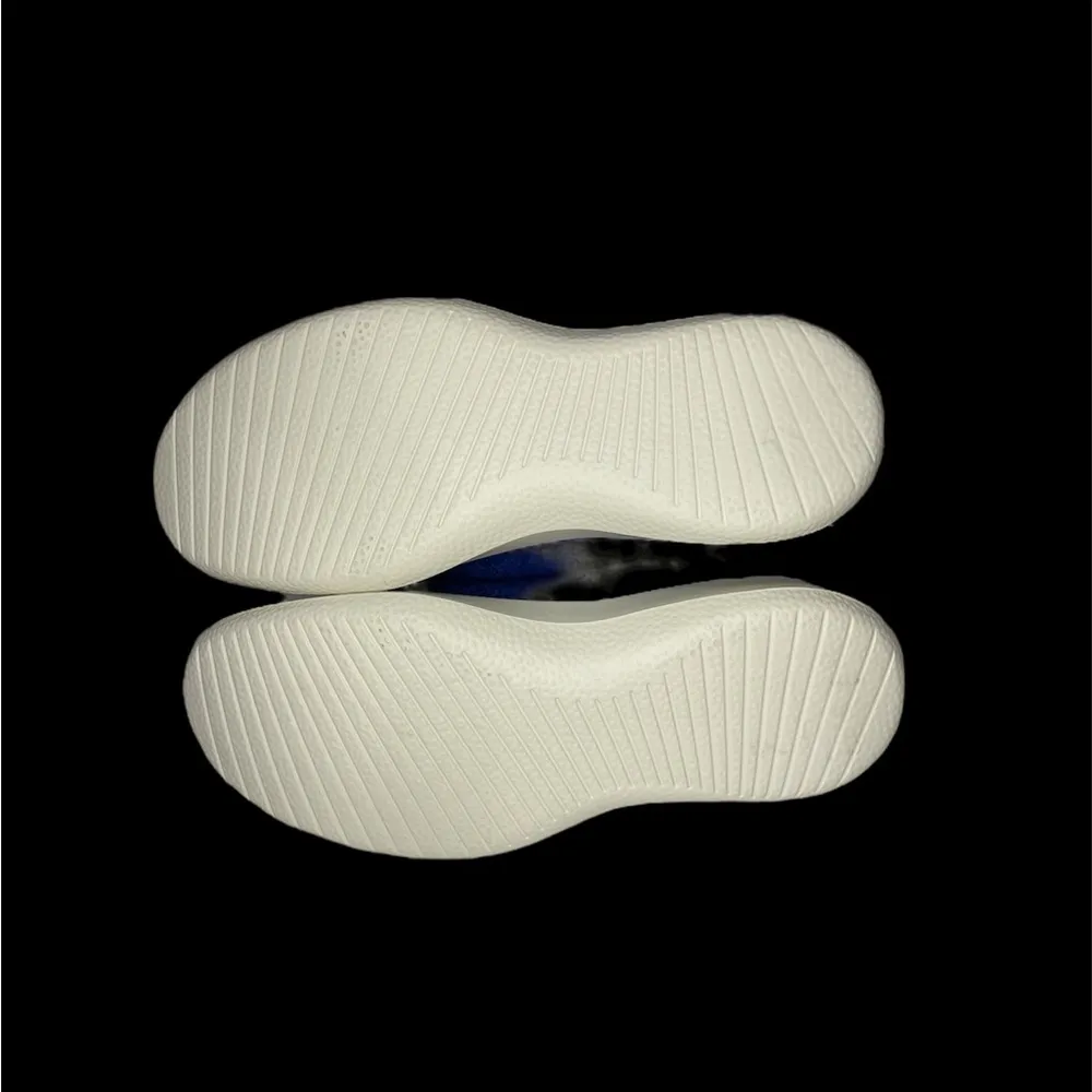 Wool running sneaker in bright blue and white comfort soul limited edition - Image 6