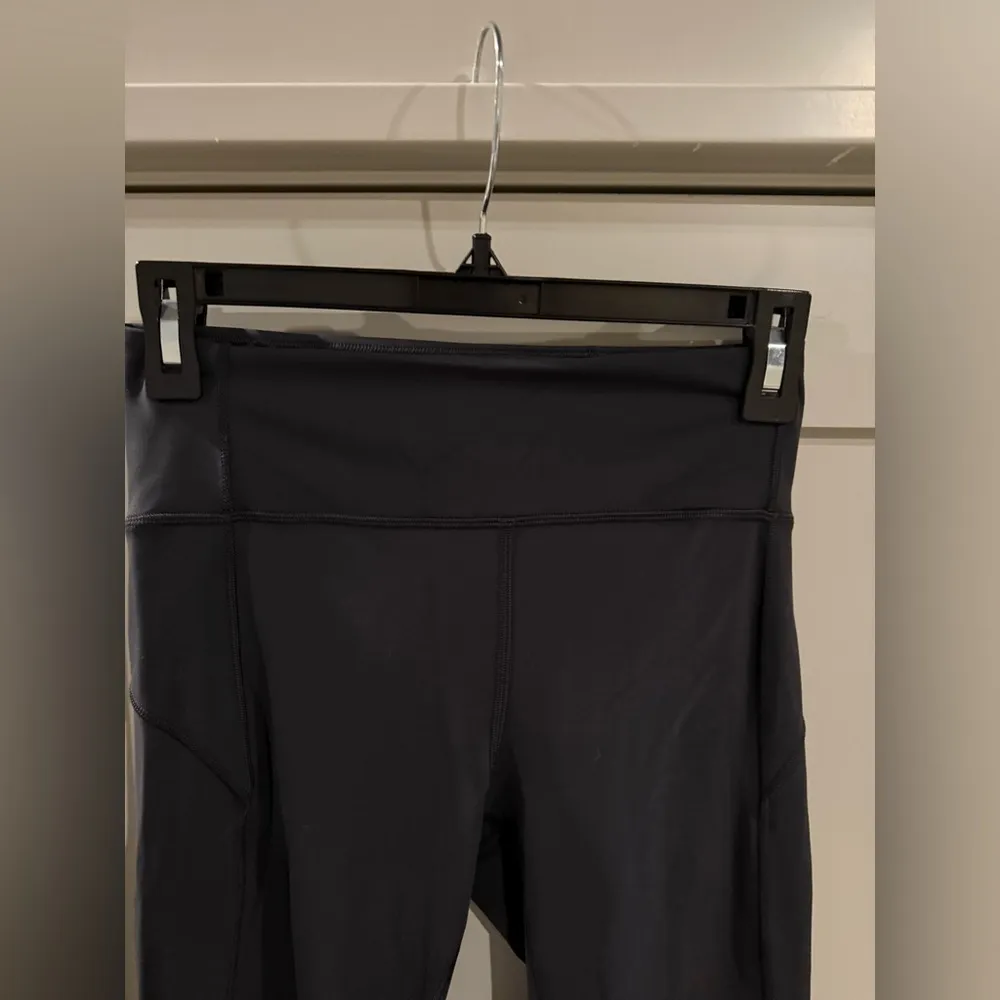 Lululemon  In Movement 25” Everlux Black Leggings Size 6! Brand new! Not worn! - Image 7