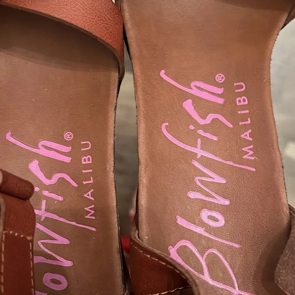 Blowfish Brown Faux Leather Cork Wedge Sandals Size 9 - Image 8