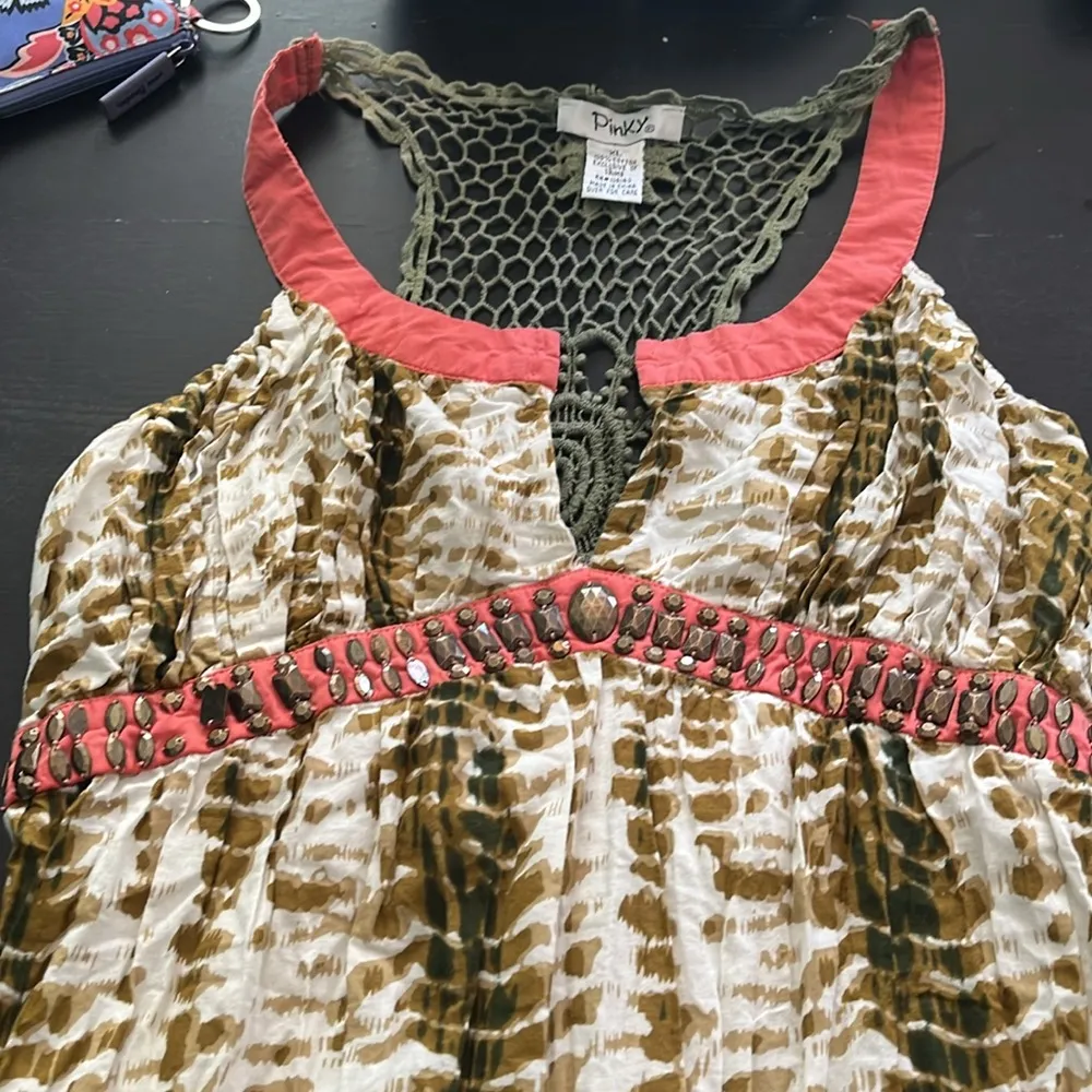 Pinky dress in XL. One gem fell off. Sleeveless. GUC. Multiple - Image 2