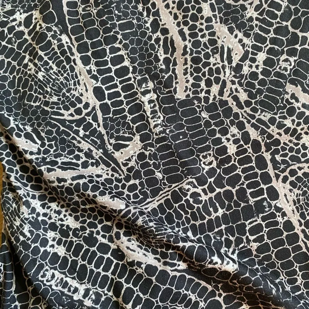 Champion Size Small Snakeskin Racerback workout tank Top - Image 4