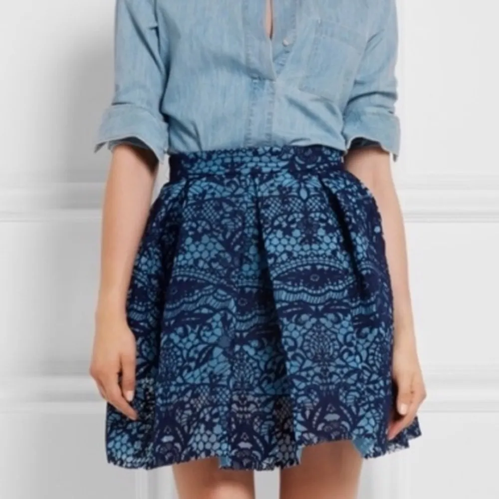 MAJE JEKO GUIPURE LACE MESH BLUE HIGH WAIST SKATER RAW HEM SKIRT - Image 5