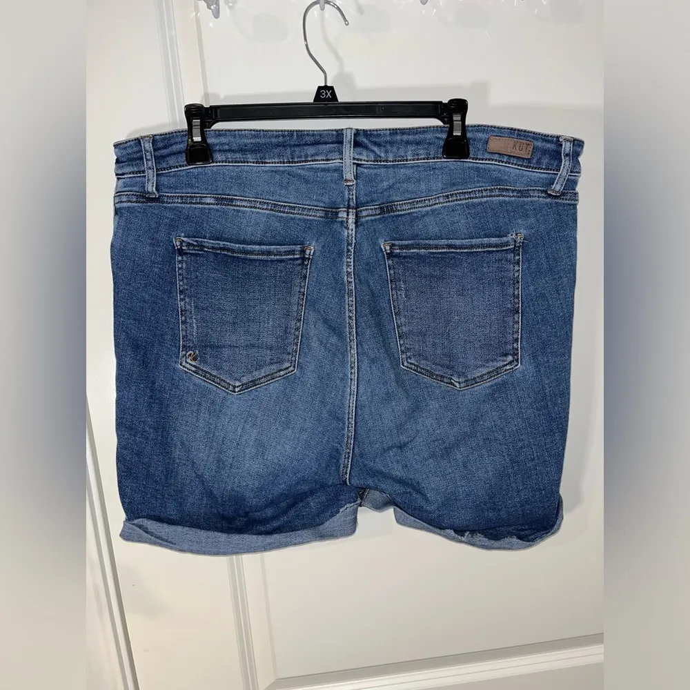 Kut From The Kloth Distressed Blue Cuffed Denim Pocket Biker Thigh Shorts Sz 18W - Image 6