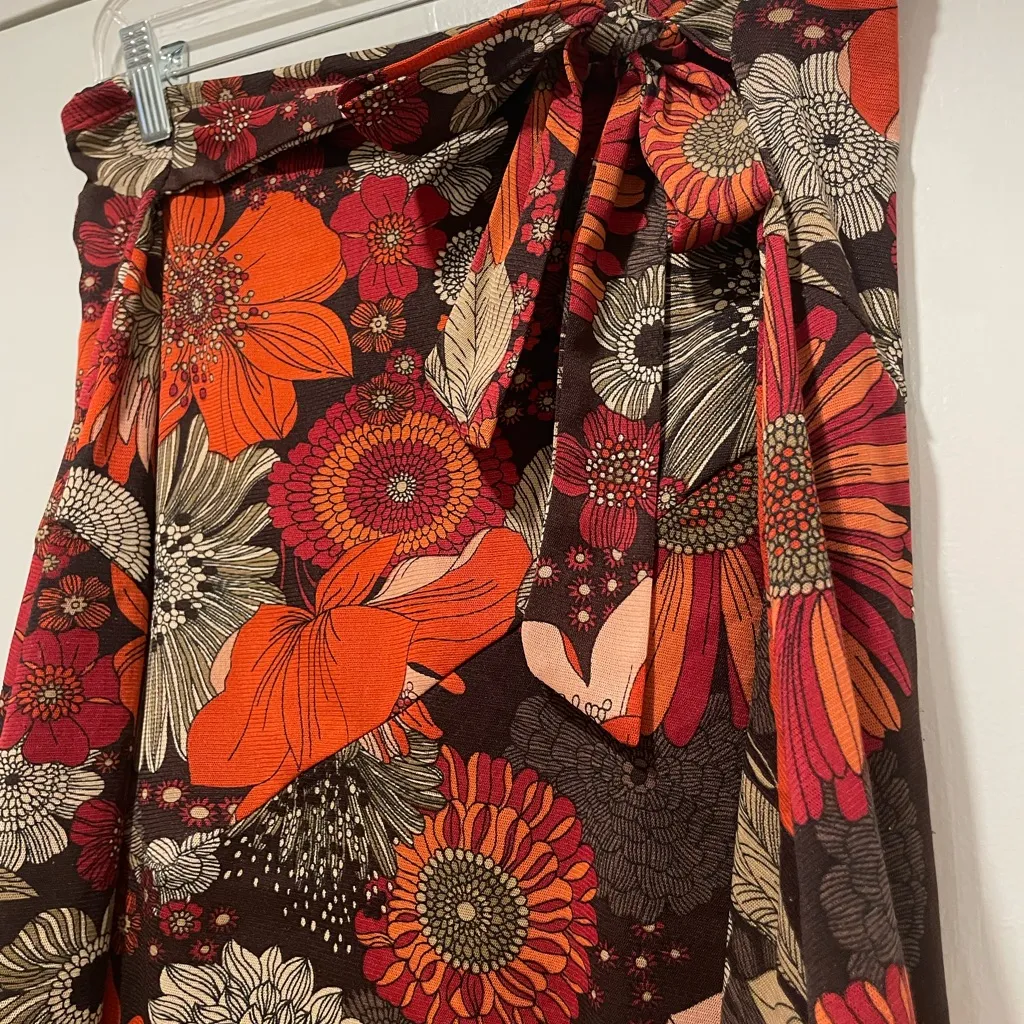 VTG 90s Y2K Fashion Bug Boho Rust Red & Brown Tan Floral Asymmetrical Skirt - M - Image 6