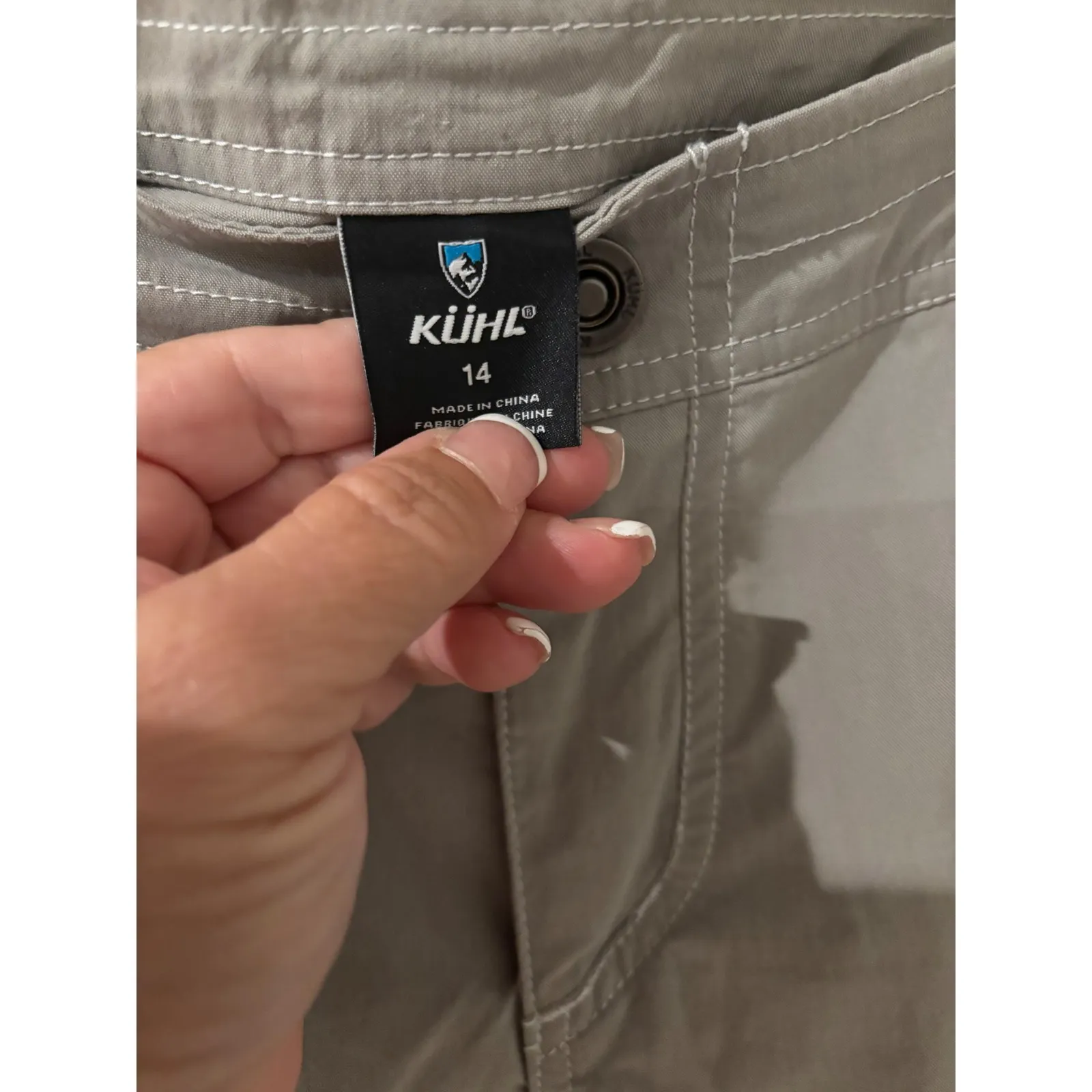 Kuhl Gray Cargo Shorts‎ Womens Size 14 Hiking Outdoor Casual - Image 3