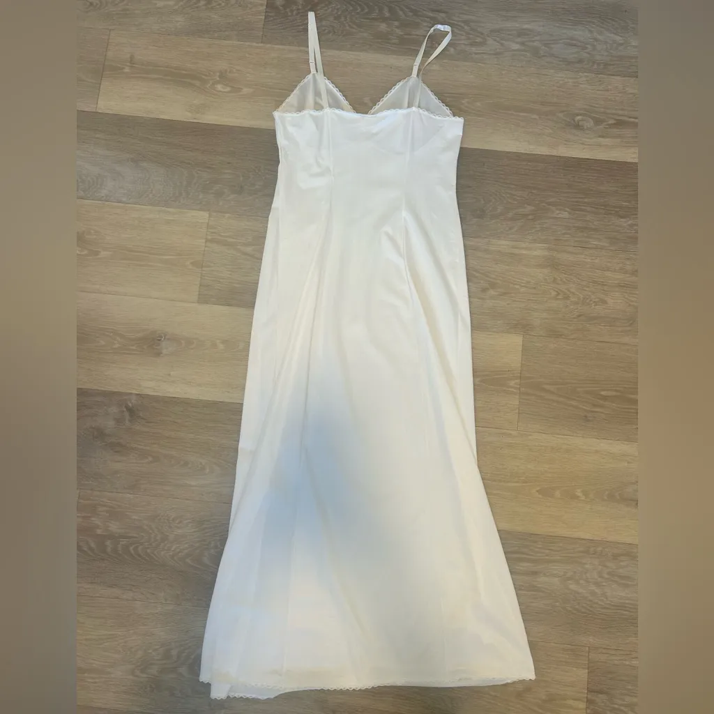 Vintage Vanity Fair White Maxi Slip Dress – Size 34 L/L (XS–S) - Image 5