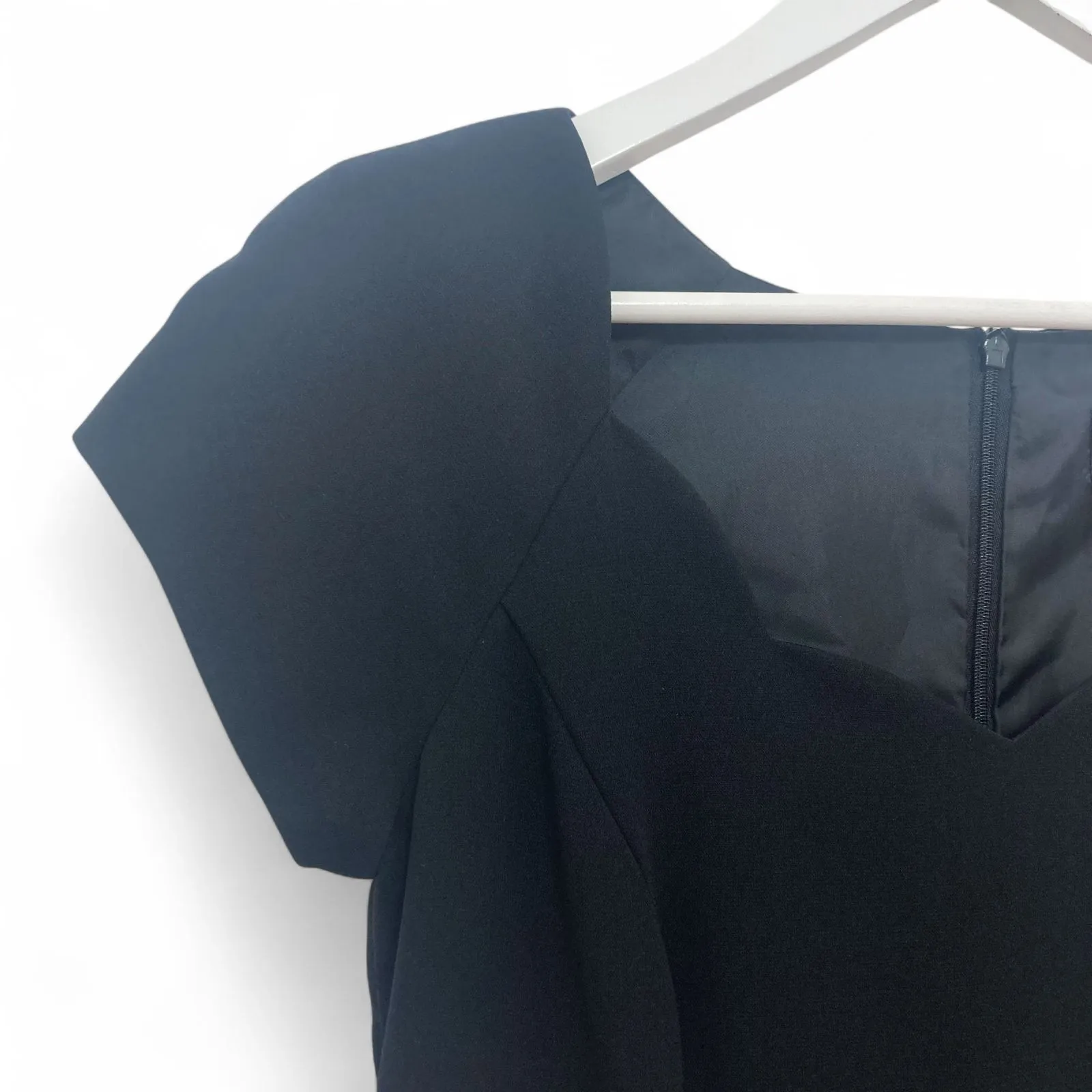 Virgo Black Sheath Dress 6 Petite Scalloped Sweetheart Neck Party Elegant Size 6P - Image 7