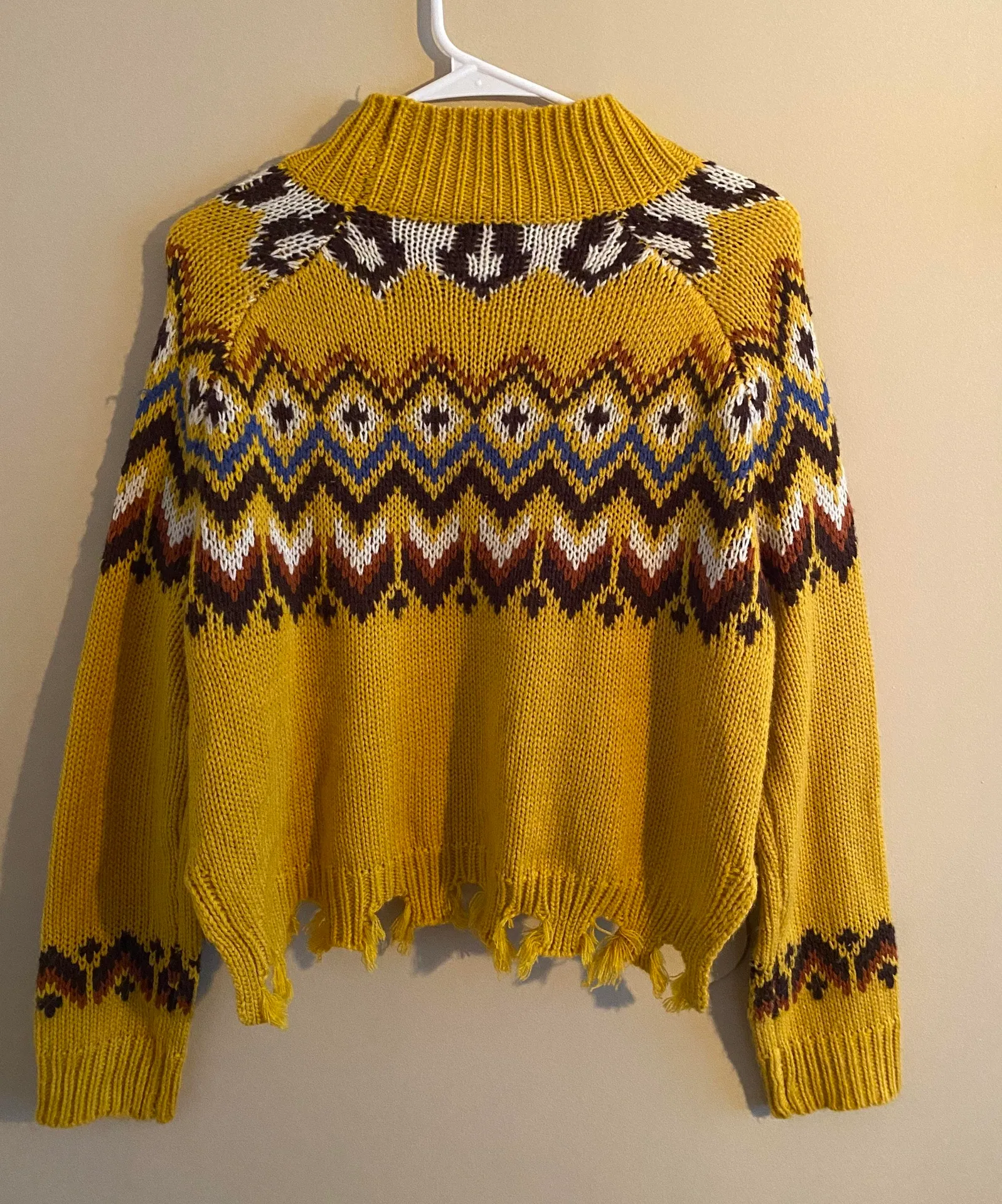 Honey Punch Retro Crop Yellow Sweater - Image 2