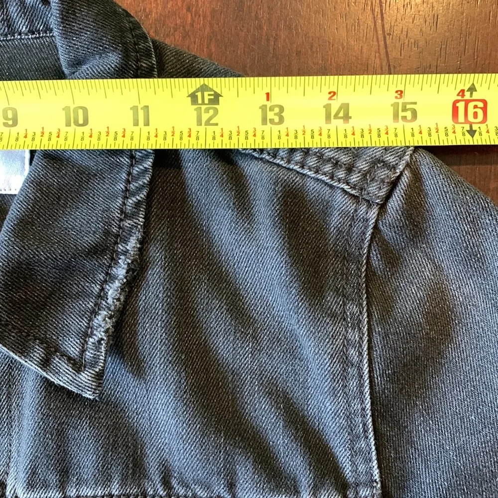 Old Navy distressed denim jacket | size M - Image 7