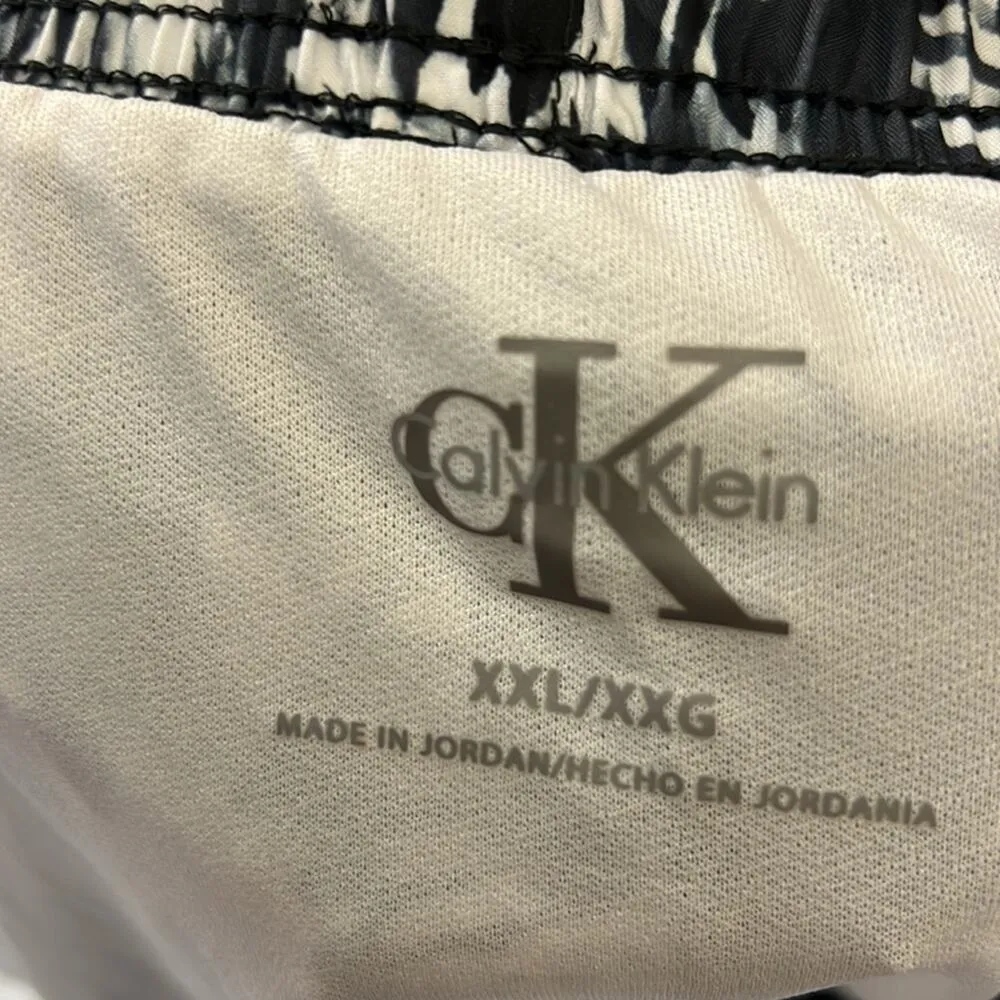 NWT Calvin Klein Shorts Womens XXL Black White Athletic Running Athleisure - Image 5