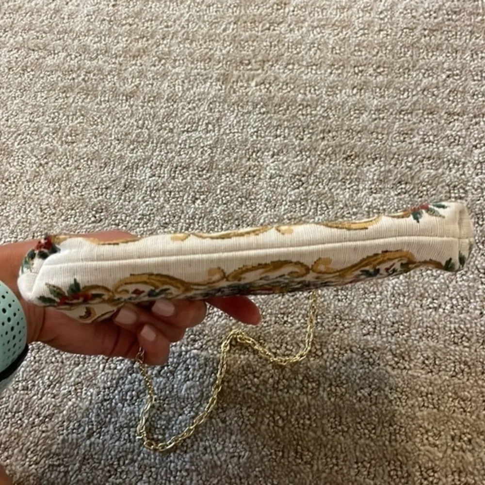 Vintage Walborg Floral Tapestry Hand Purse - Image 9