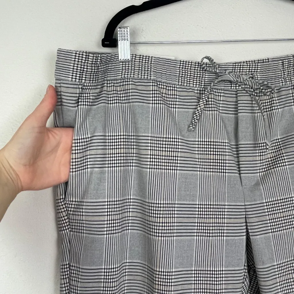 NWT H&M Women's‎ XXL Gray Plaid Slim Fit Stretch Waist Tie Front Career Pants - Image 2