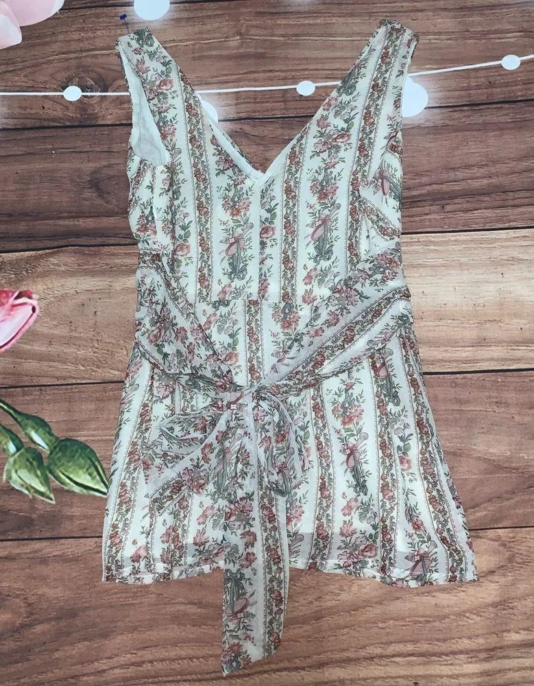 Passport Floral Tie Tank Top Size M - Image 2