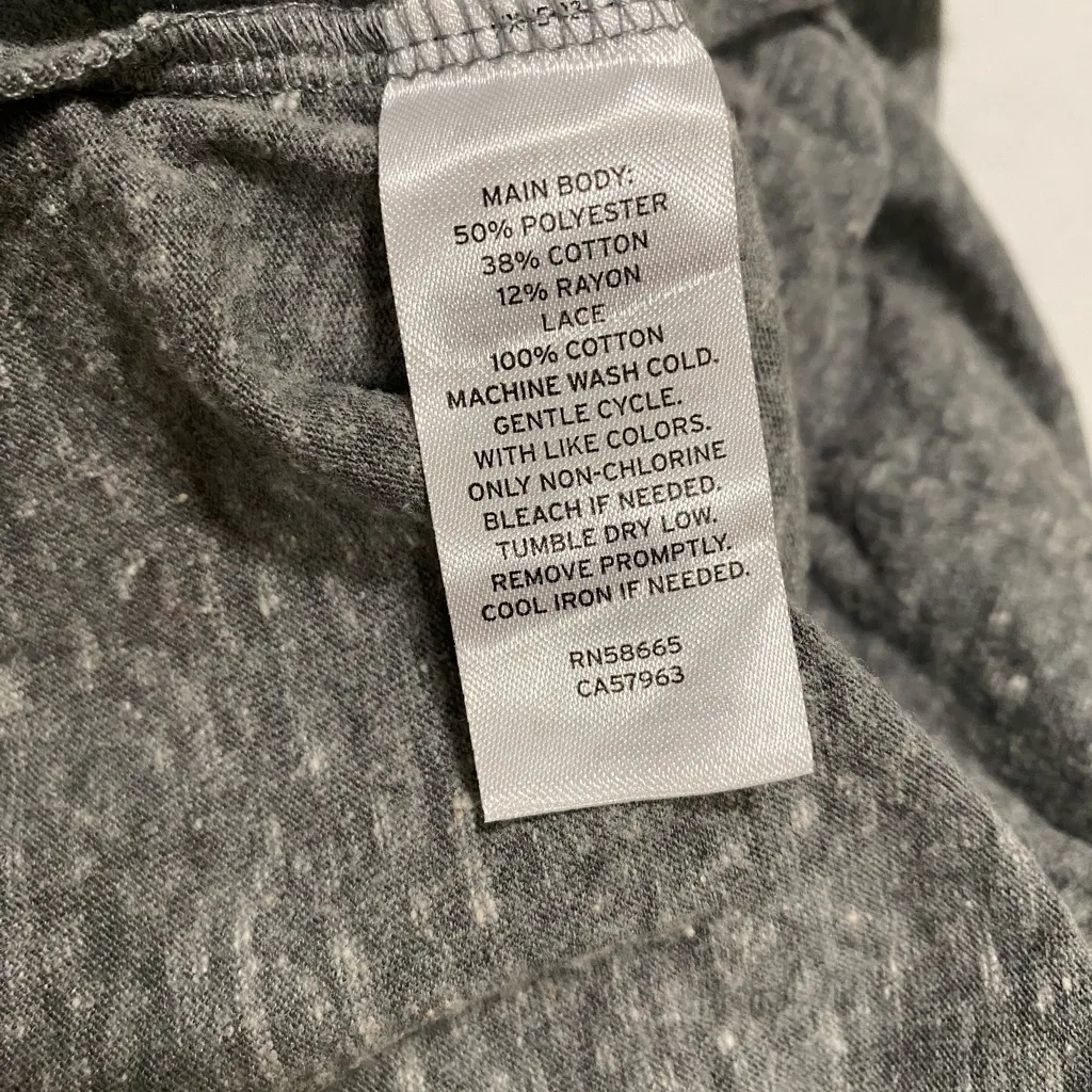 Make + Model  Nordstrom Pajama Casual Gray Romper S - Image 5