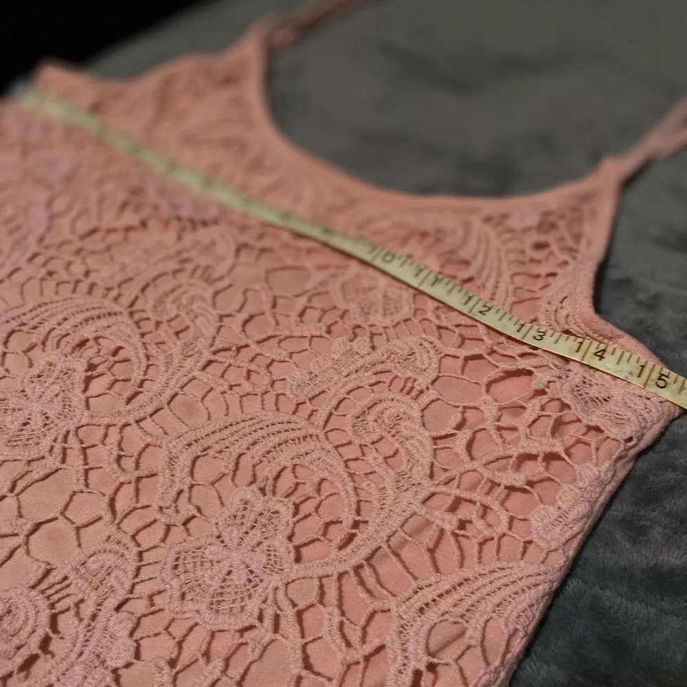 Small (S/P) MOSSIMO Supply Co. Peach/Orange tank top. - Image 5