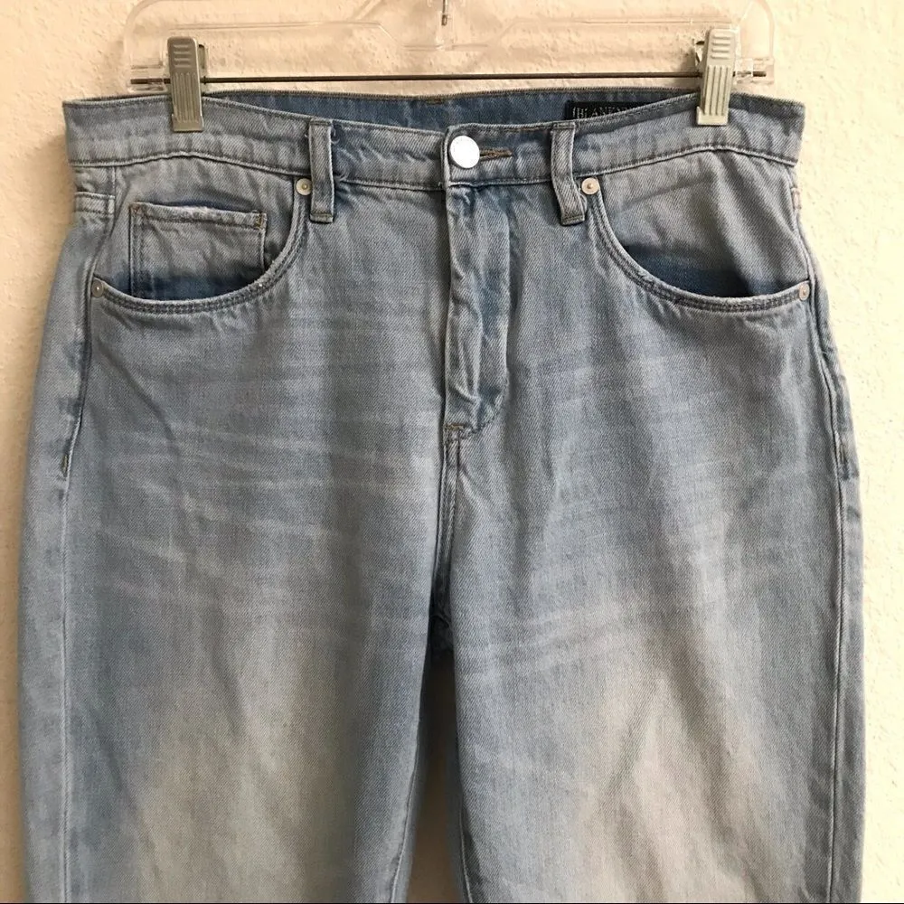 Blank NYC high-rise tapered leg light wash denim jeans 29 - Image 3