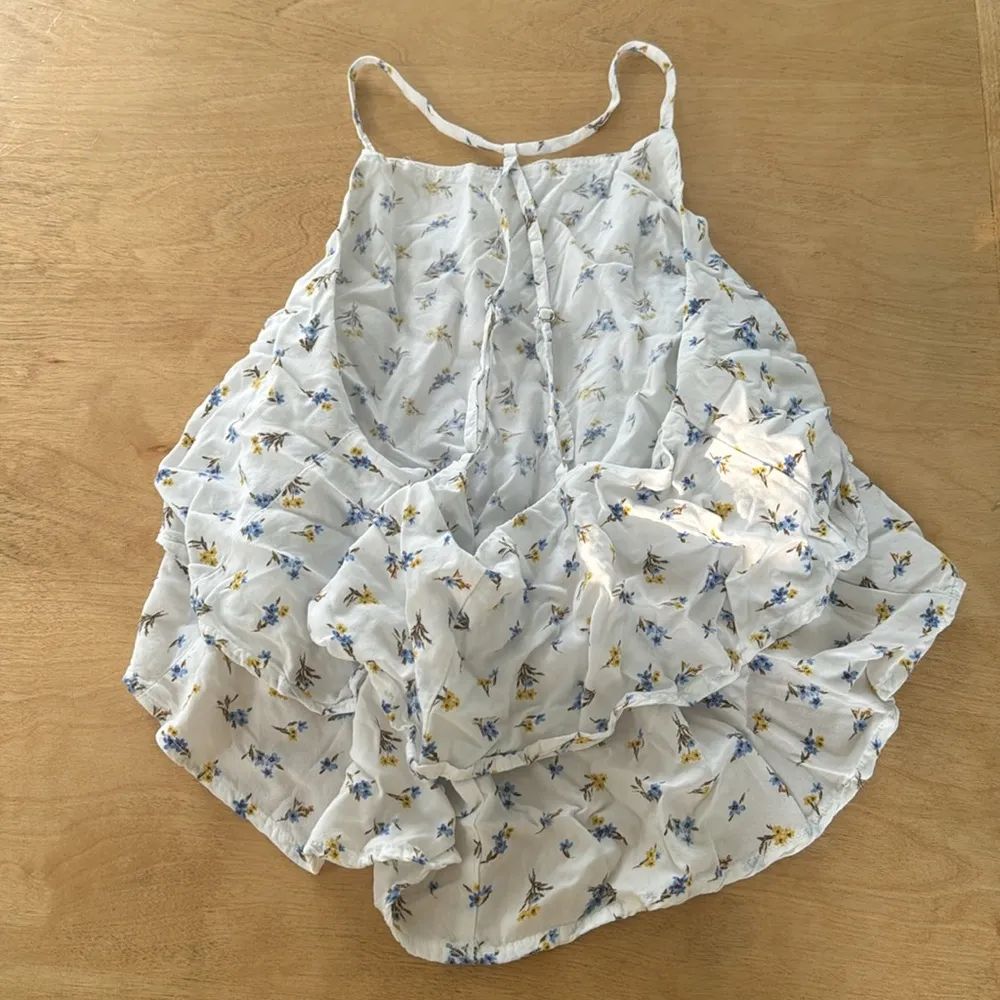 Forever 21 backless tank - Image 2