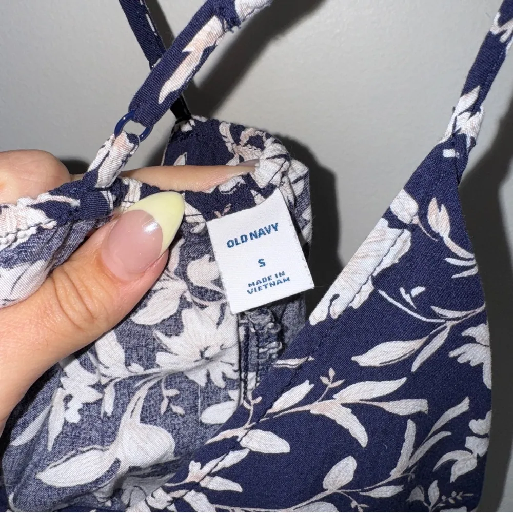 Old Navy Sleeveless V-Neck Maxi Shift Dress Navy Floral Small - Image 4