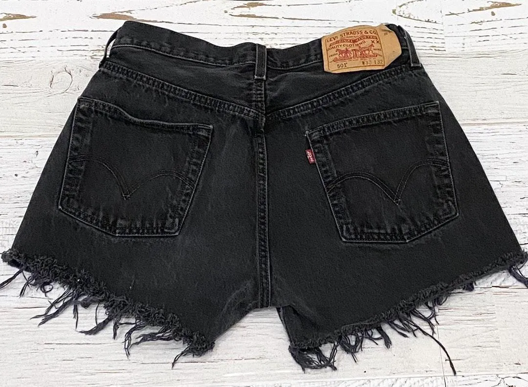 Levi’s 501 Black Denim Cutoff Shorts Waist 32 - Image 4