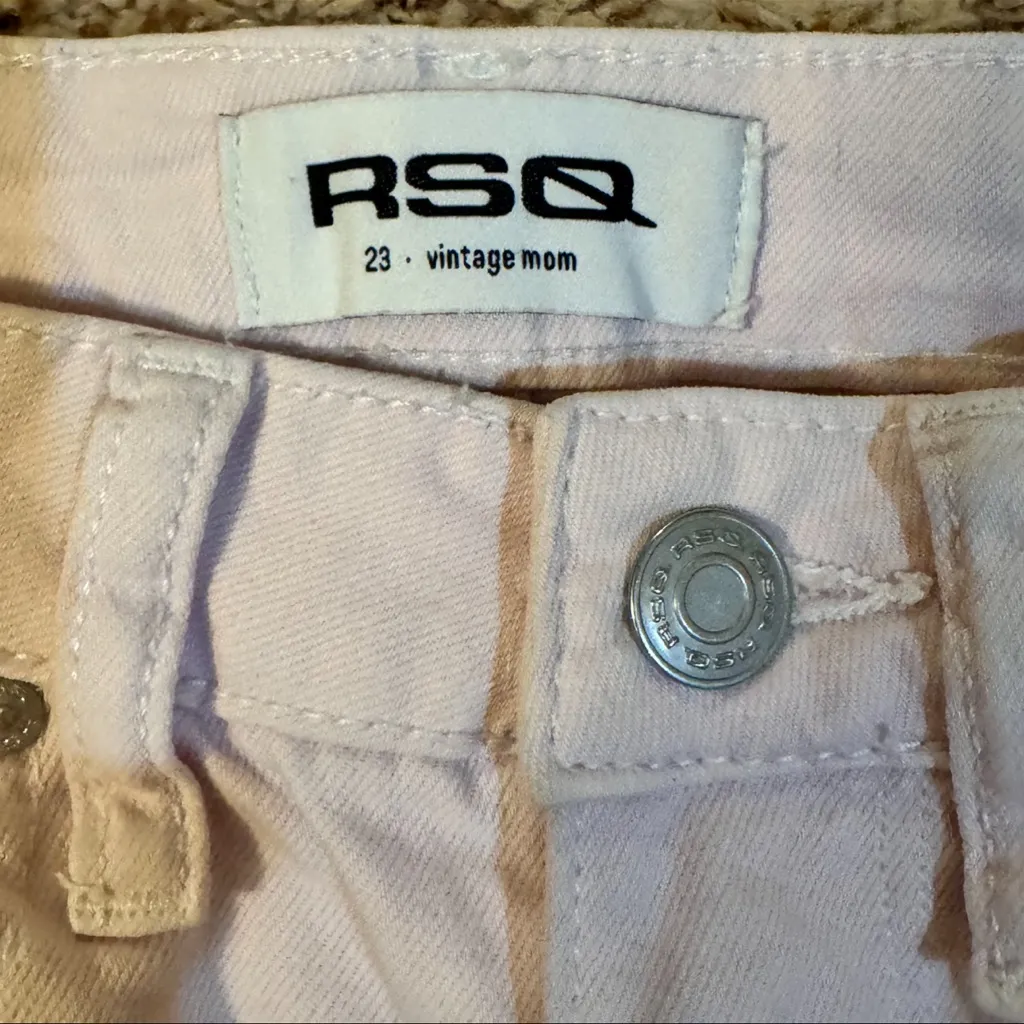 RSQ Baby Pink Vintage Skinny Mom Jeans Sz 23 - Image 3