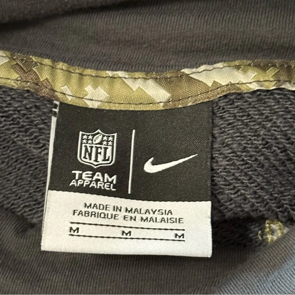Nike Size M Charcoal Gray NFL NY Giants Salute To Service Cowl Neck Sweatshirt - Image 6
