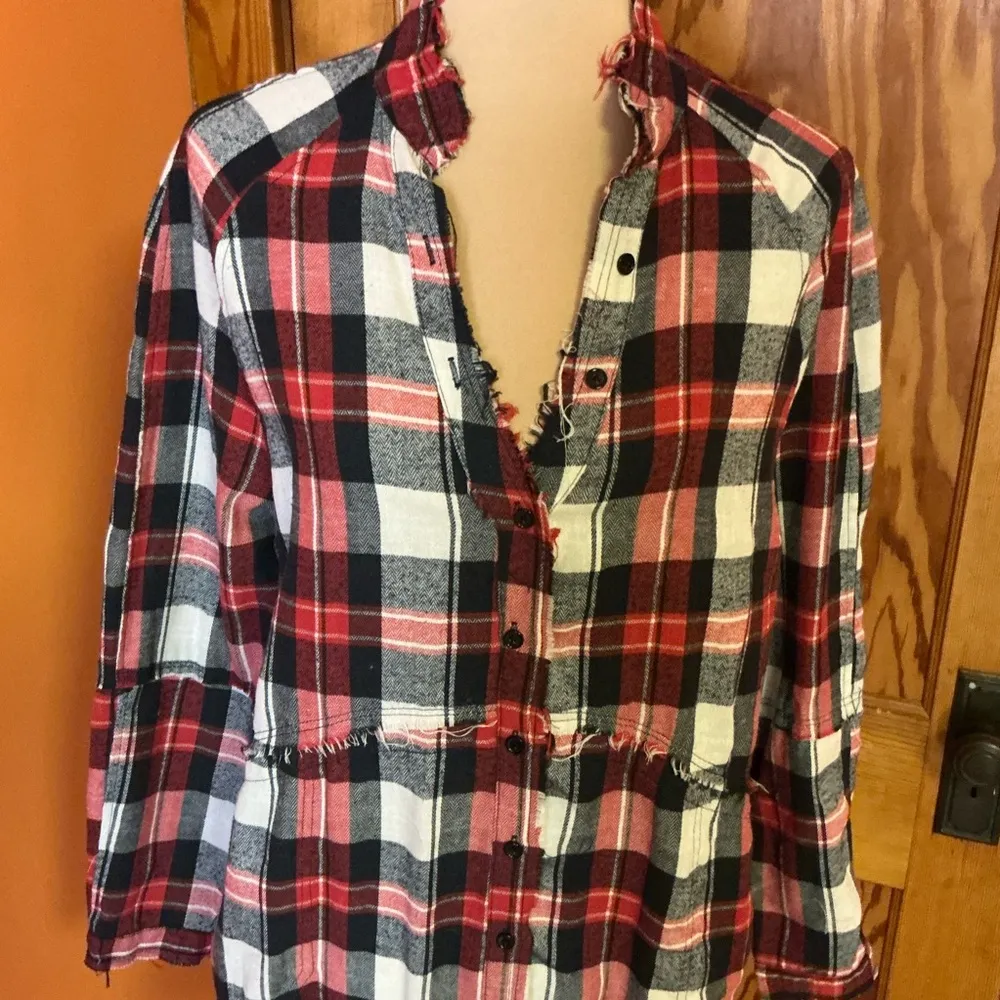 Feminine distressed oversized flannel shirt Red Size M - Image 6