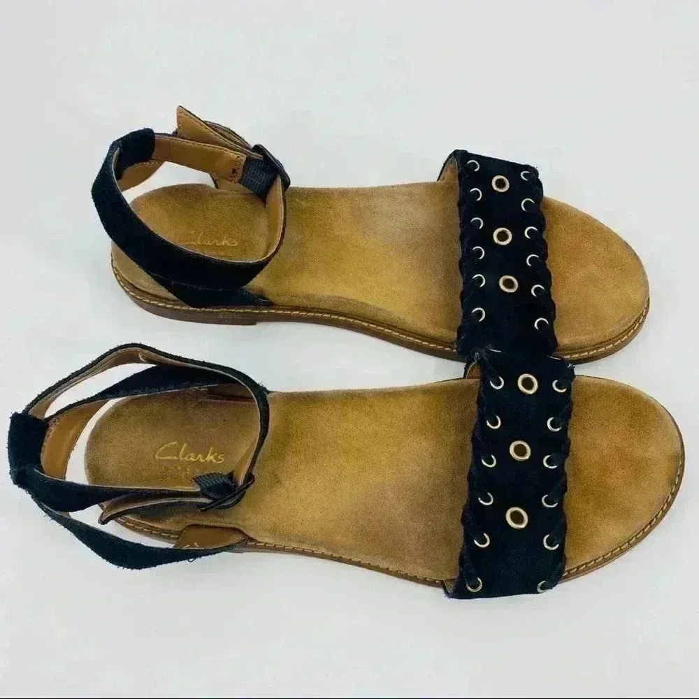 Clark’s Artisan Women's Corsio Amelia Black Soft Suede Sandals‎ Size 11 - Image 4