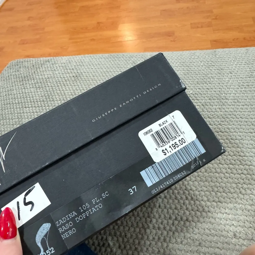 Giuseppe sparkly shoes, size 37 - Image 11