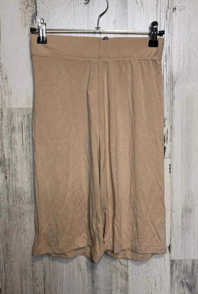 Missguided Sand Beige Cycling Shorts Women’s Size US 6 | Stretchy Loungewear Bik - Image 1