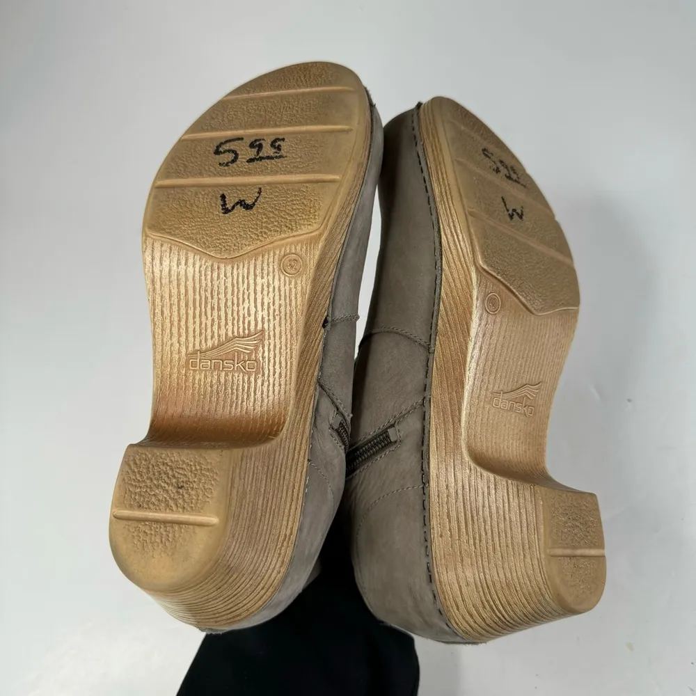 Dansko Maria Beige Leather Ankle Booties Size 42 - Image 6