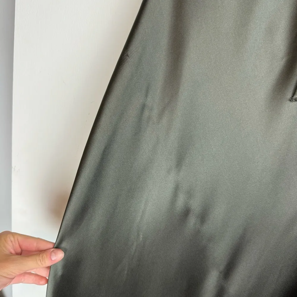 NWT  Satin Slip Dress Sz Large Tie Front Halter Neck Midi - Image 8