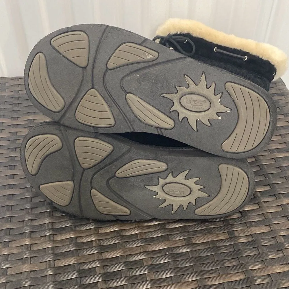 UGG  Suburb Crochet Knit Boots Size 9 - Image 6