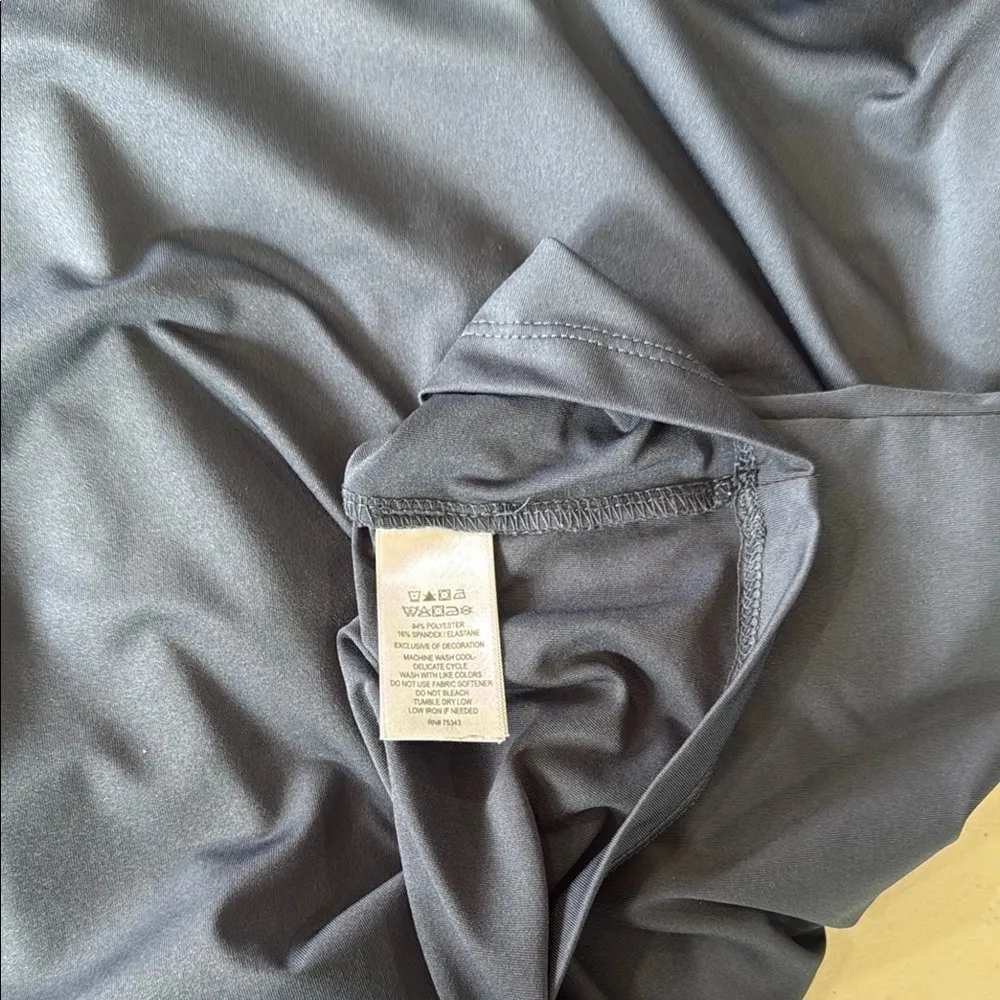 Tommy Bahama Women's BluePolo Shirt tenis - Image 5