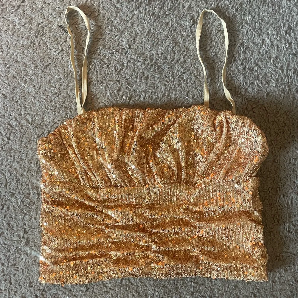 NWOT Free People Gold Ta Da Sequin Embellished Crop Top Detachable Straps XSMALL - Image 5