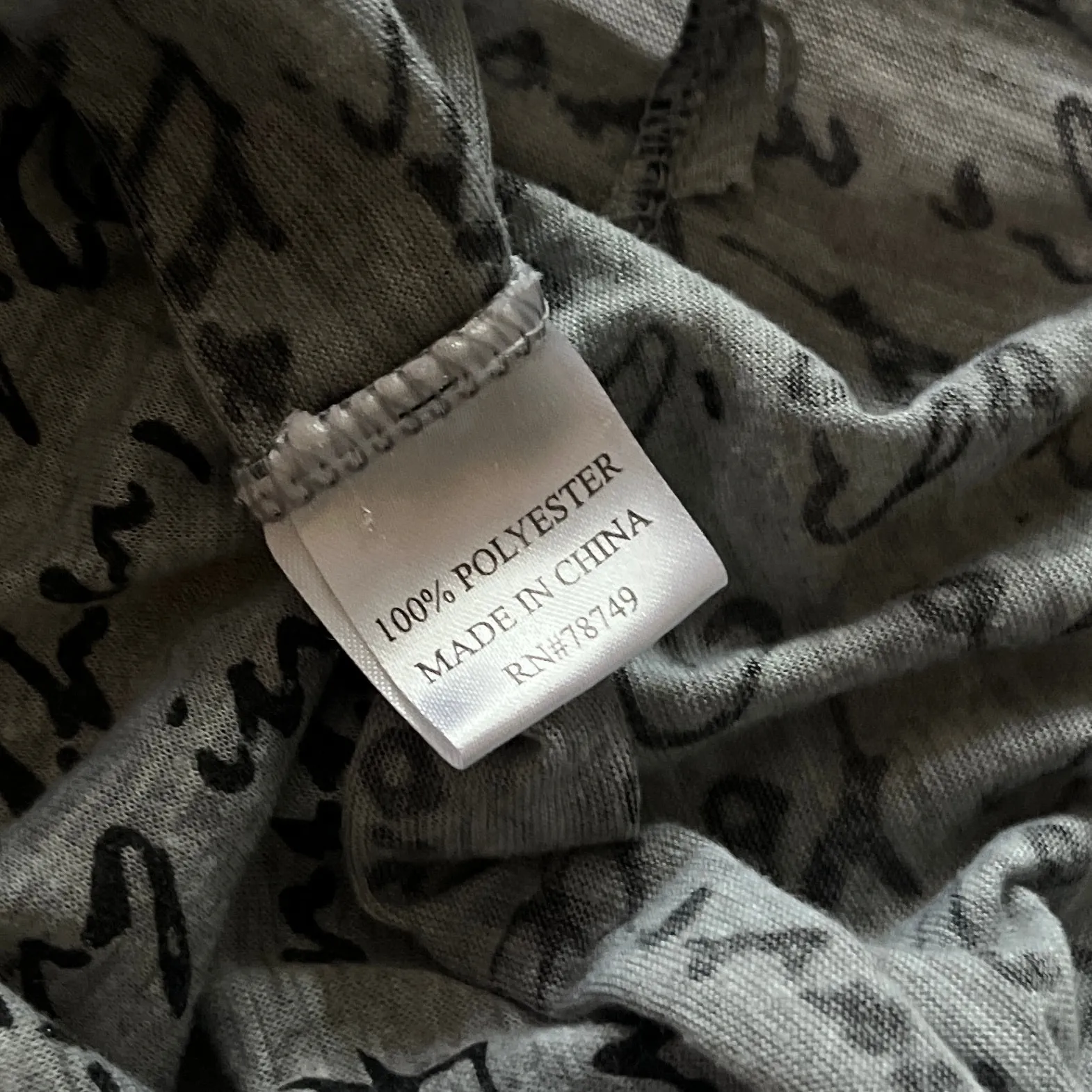Wet Seal | Gray All Over Text Infinity Scarf | 2010s - Image 5