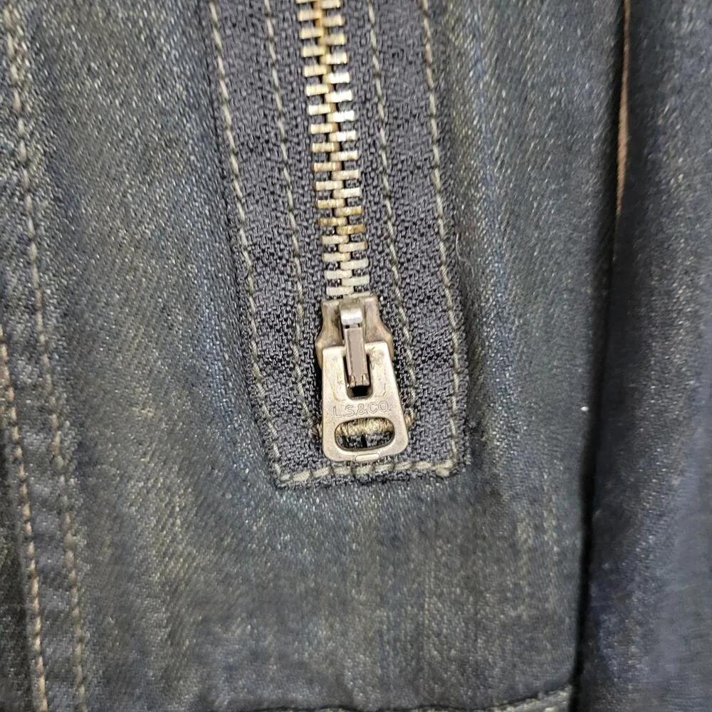 Levis Red Tab Trucker Denim Jacket Womens Medium Dark Wash Snap Closure 2 Pocket - Image 8