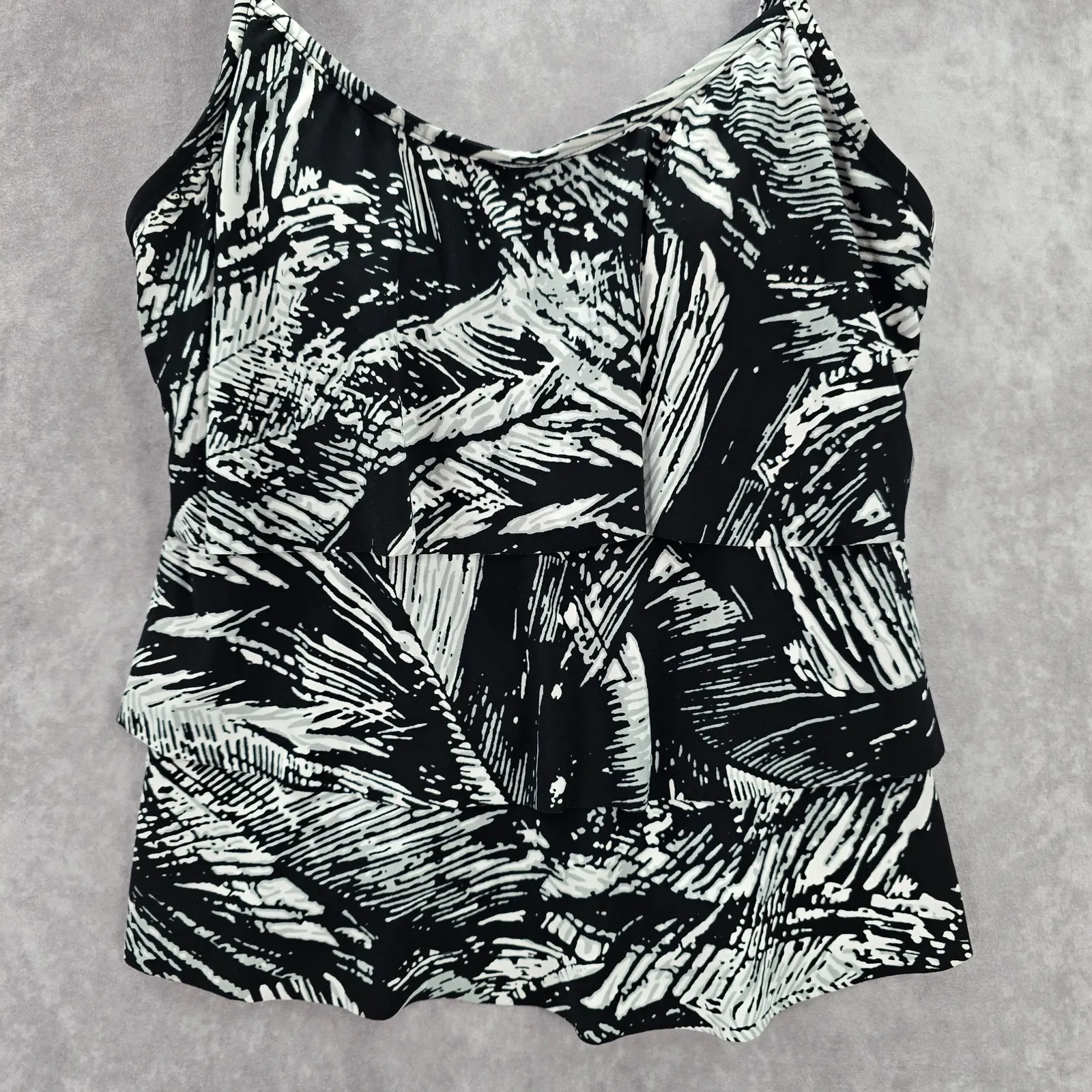 Jamaica Bay Black Ruffle Floral Padded Swimwear Tankini‎ Tank Top Medium M 10 - Image 4