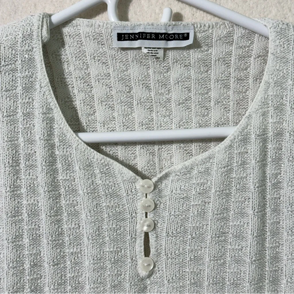 Jennifer Moore VTG White Henley Crew Neck Sweater Silver Metallic Tinsel Large - Image 3
